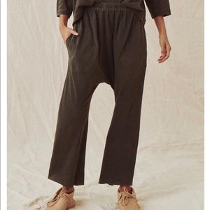 ISO The Great JERSEY/LOUNGE Crop pants Size 2